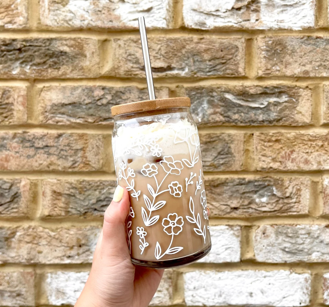 Wildflower can glass with bamboo lid and straw